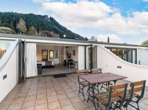 3 and 3A/109 Beach Street, Queenstown Central