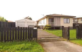 18 Dungarvon Place, Clendon Park