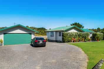 63 Whitford Park Road, Whitford