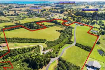 63 Whitford Park Road, Whitford