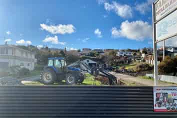 14 Barnego Road, 32 and 34 Stamford Street, Balclutha