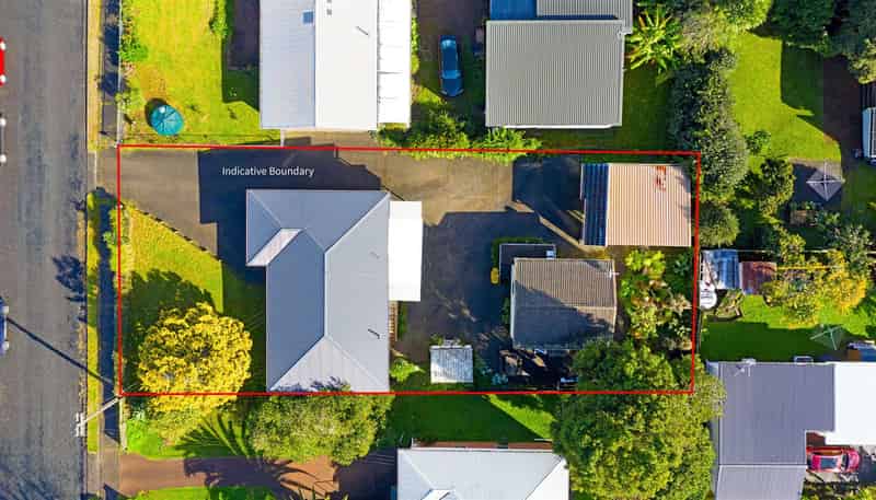 15 Sherwood Avenue, Te Atatu South