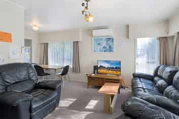 28 Glynnbrooke Street, Te Atatu South