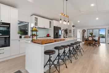 117 Te Puea Road, Tikitere