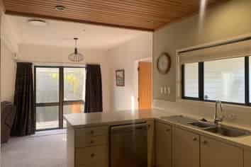 70 Enderley Avenue, Enderley