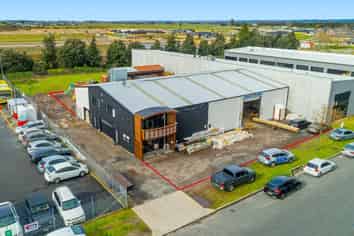 Sizeable Papamoa industrial