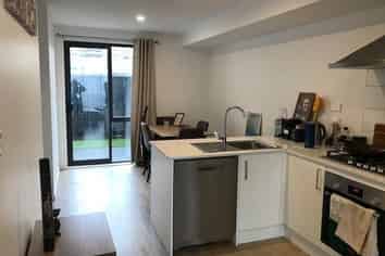 5 Fuselage Road, Hobsonville