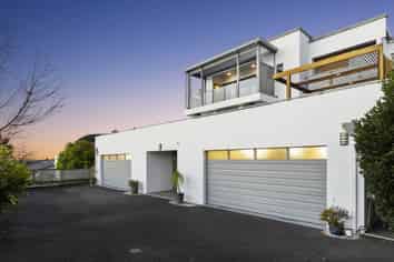 16 La Colina Place, Bethlehem