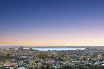 16 La Colina Place, Bethlehem