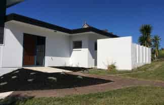 23 Gledstane Road, Stanmore Bay