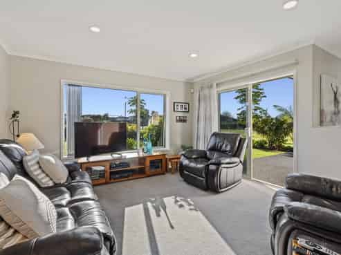14 Captains Loop, Paihia
