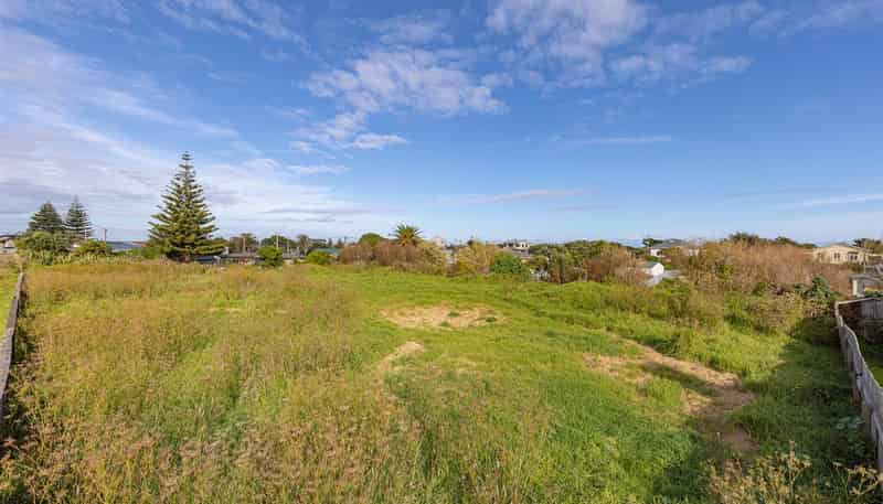 11 Egmont Street, Castlecliff