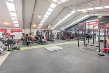 ROAD FRONT WAIRAU INDUSTRIAL + MOTORWAY EXPOSURE