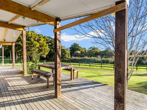 360 Kara Road, Maungatapere