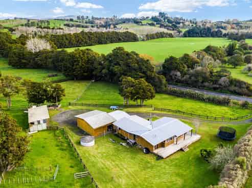 360 Kara Road, Maungatapere