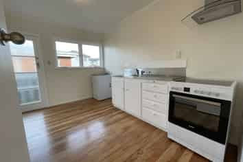 2/165 Gray Street, Papatoetoe