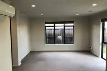 25b Graham Street, Hamilton East