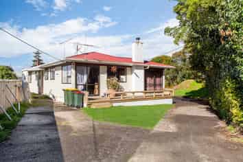32 Dreadon Road, Manurewa