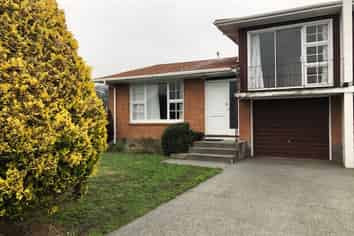 1/142 Main Road, Redcliffs