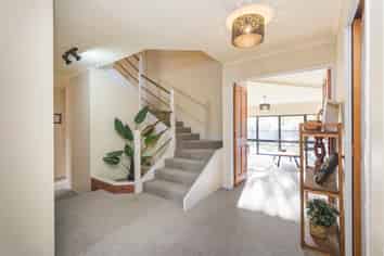 19 Truscott Grove, Awapuni