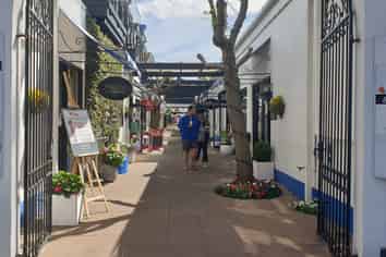 TENANTED INVESTMENT 'CASABELLA LANE'