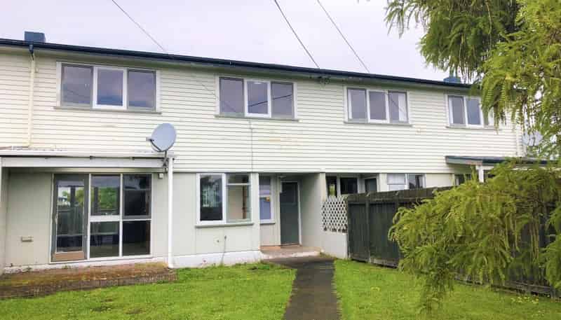 212 Anzac Parade, Wanganui East