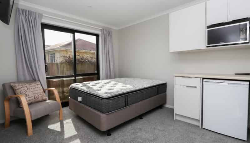 Room B/2/71 Normandy Avenue + wifi, electricity, carpark inclu, Melville