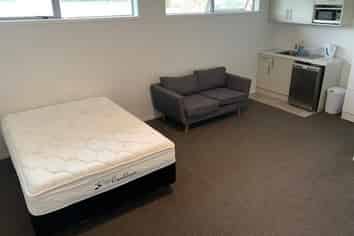 1/9 Greensboro Street (Room B), Hillcrest