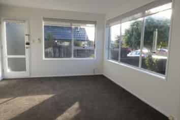 1/153  Clarence Street, Riccarton