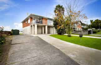 11 Jenelin Road, Glendene