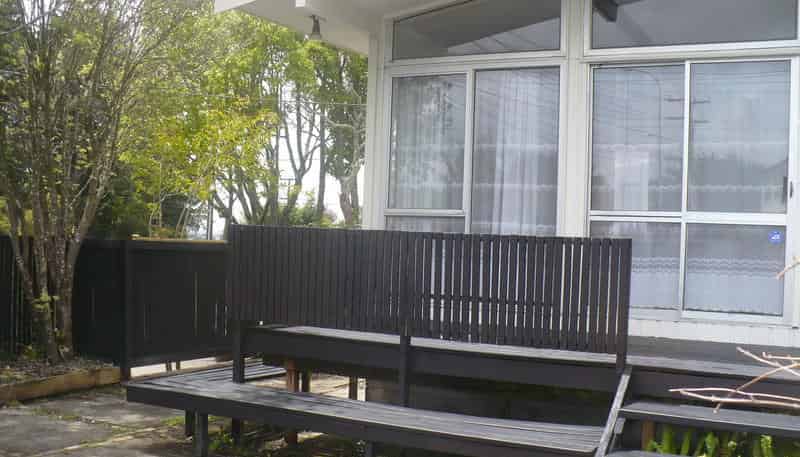 5 Triangle Road, Massey