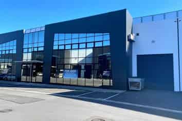 Warehouse + Showroom + Office - 590sqm