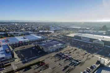 Last available tenancy Tower Junction Mega Centre