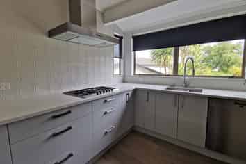 4 Jeanette Place, Mairangi Bay