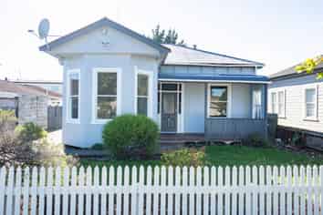 35 West Street, West End