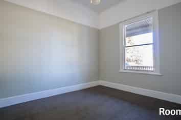 35 West Street, West End