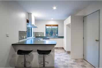 2/32 Brockworth Place, Riccarton