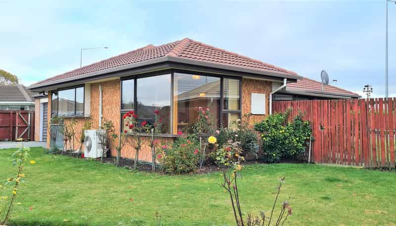 19 Dumfries Drive, Hei Hei