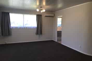 13B Lorraine Place, Glenview