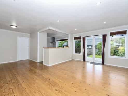 27A Macdonald Road, Glenview