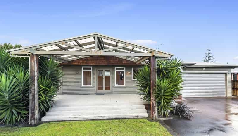 27A Macdonald Road, Glenview