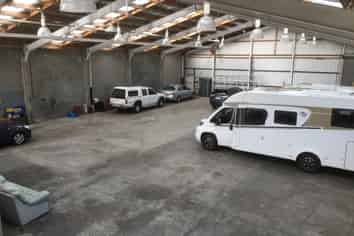 Tidy 550m² Warehouse With Fenced Yard