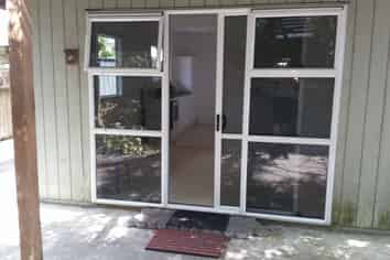 1B Hunter Street, Hamilton Lake