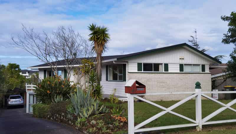 67 Ravenwood Dr, Forrest Hill