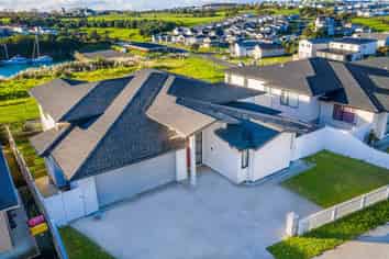 6 Resolution Drive, Gulf Harbour