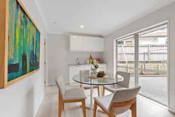 10 Covina Place, Somerville