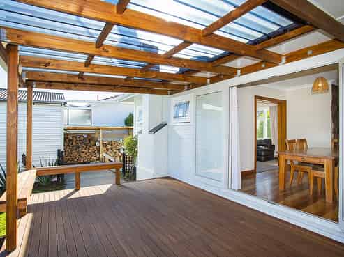 114 Russell Street, Whataupoko