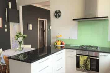 16 Walmer Road, Point Chevalier