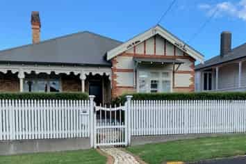 13 Empire Rd, Devonport