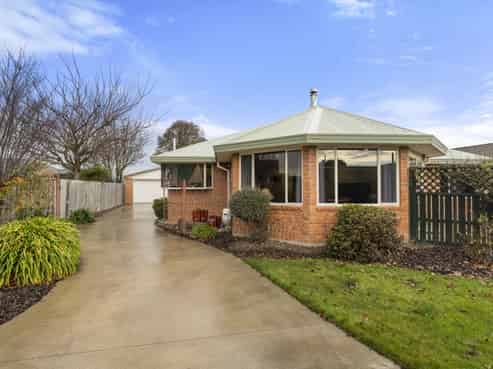 63 Gladstone Road, Woodend